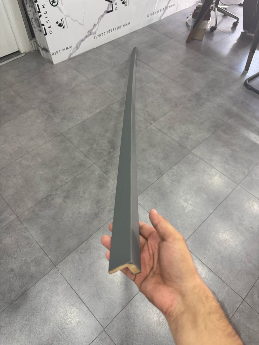 FIRTINA GRİ  AHŞAP KÖŞE KAPATMA